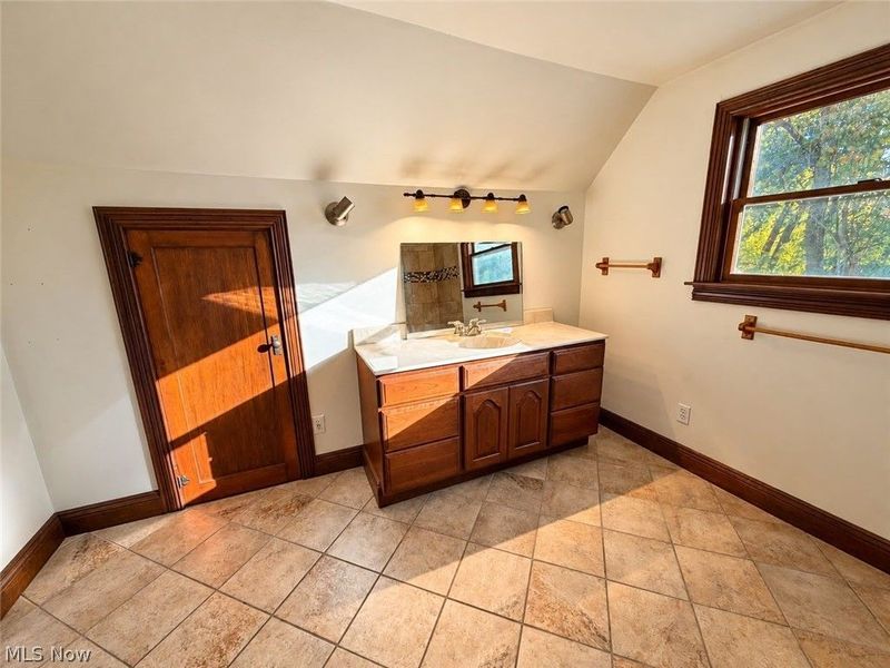 2368 Congo Street, Akron, OH 44305 Photo 29