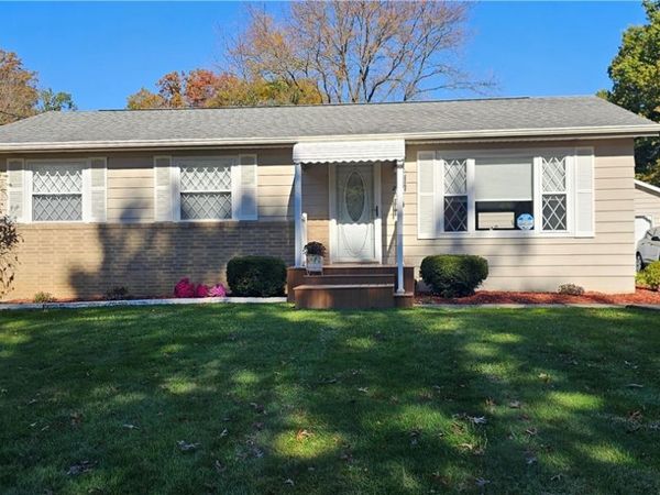 2137 Maplewood Road , Stow, OH 44224