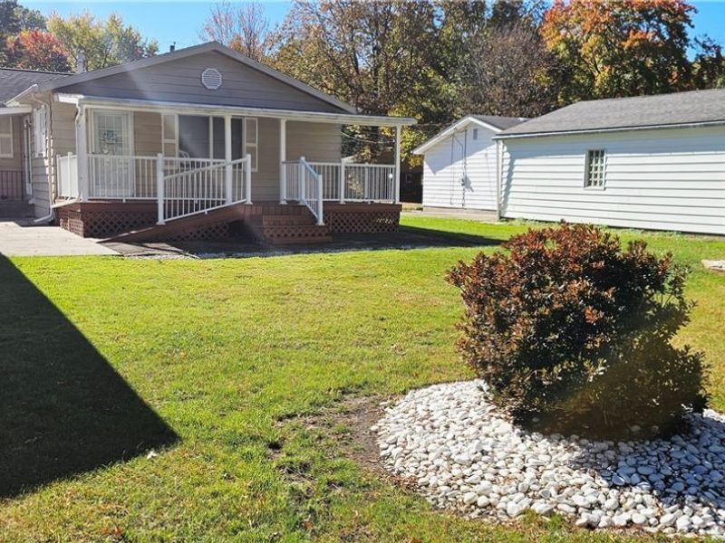 2137 Maplewood Road, Stow, OH 44224 Photo 3