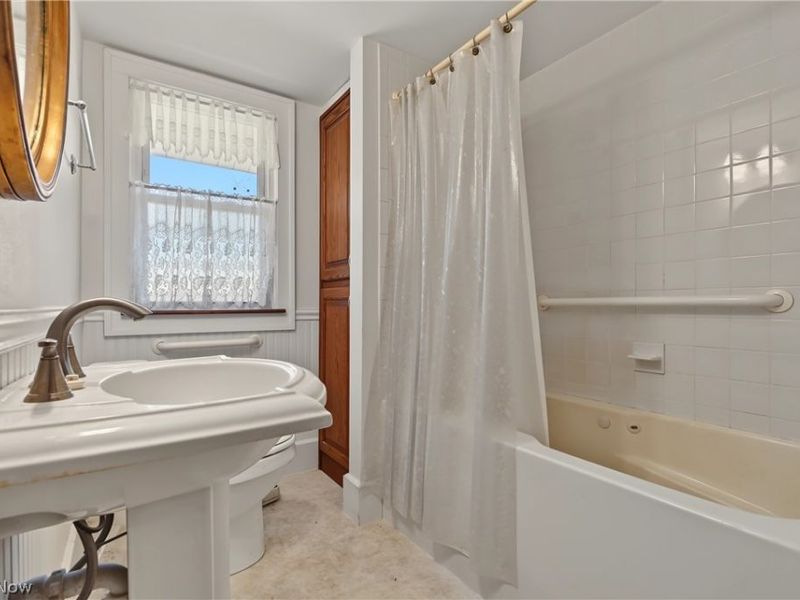 32 Hawk Avenue , Akron, OH 44312 Photo 24
