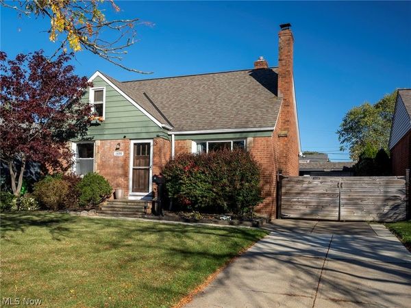 1599 Temple Avenue, Mayfield Heights, OH 44124