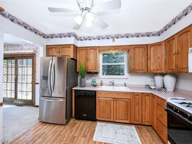 622 Meadowridge Avenue NW, Canton, OH 44708 Photo 13
