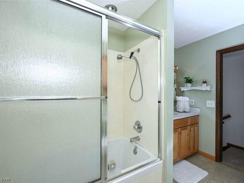 622 Meadowridge Avenue NW, Canton, OH 44708 Photo 21