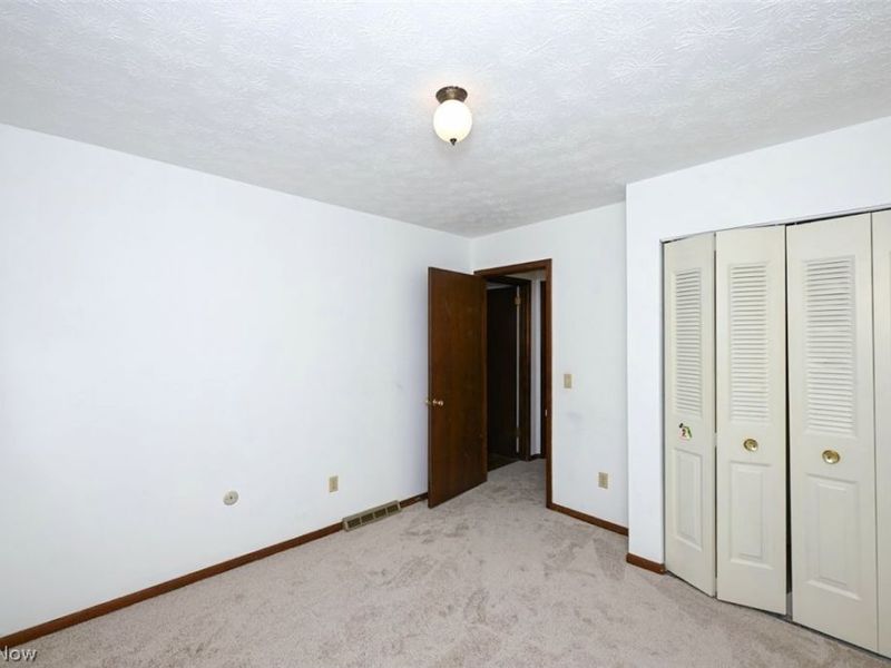 622 Meadowridge Avenue NW, Canton, OH 44708 Photo 25