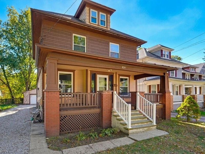 824 Elmore Avenue, Akron, OH 44302 Photo 3