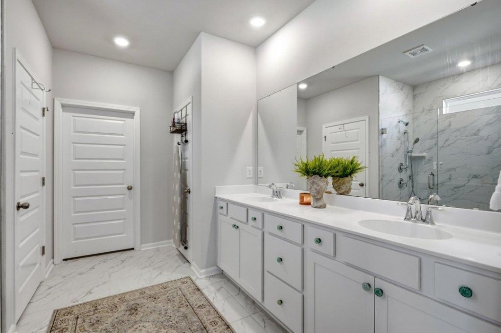 2074 Santa Maria St.  Photo 22