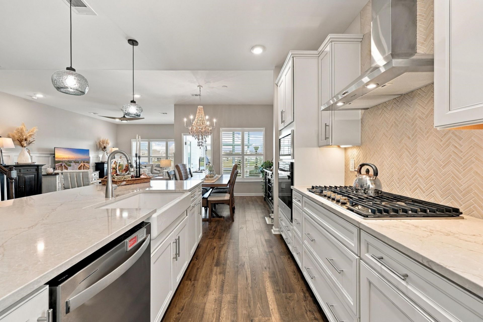 5212 Lucy Way Photo 13