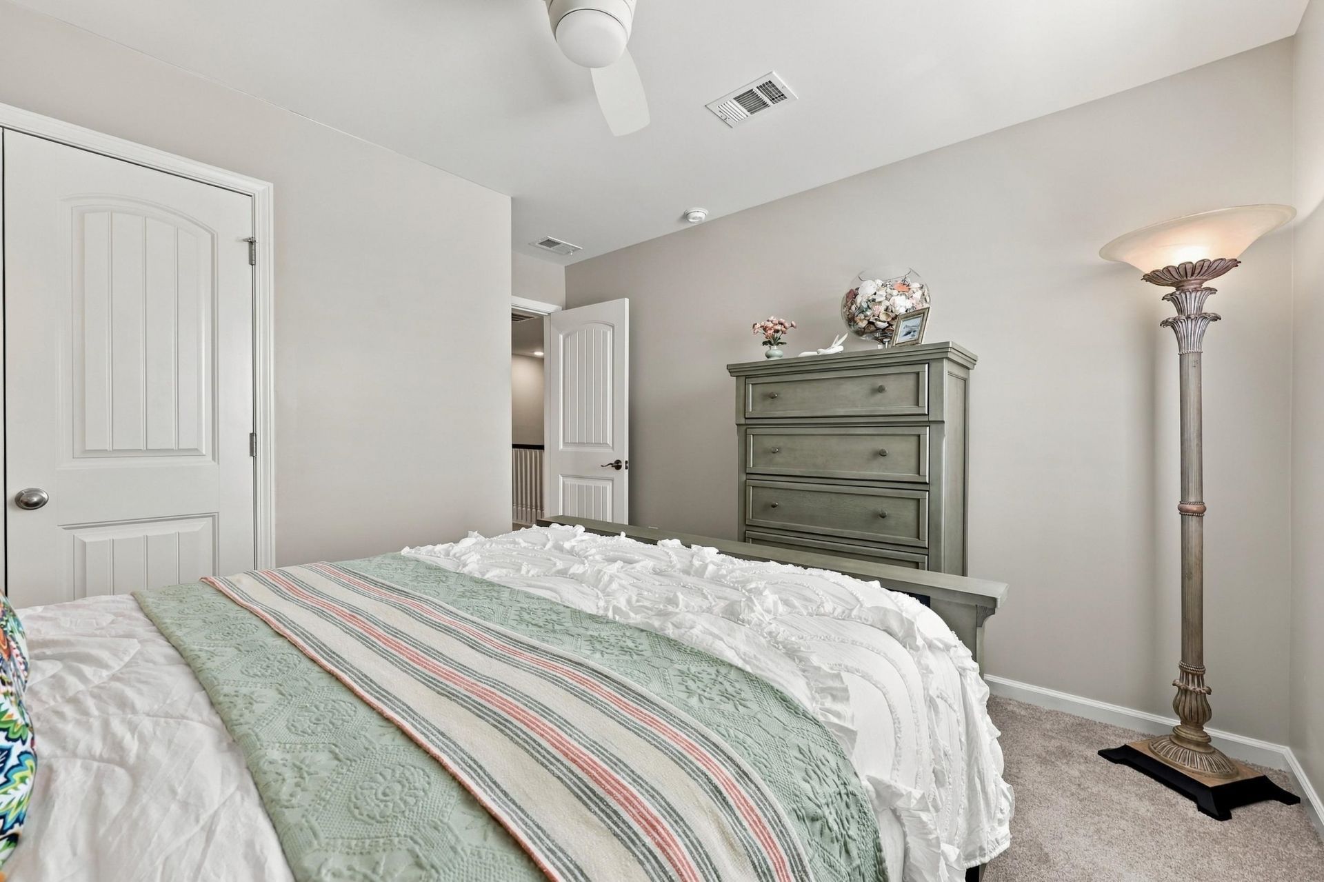 5212 Lucy Way Photo 44