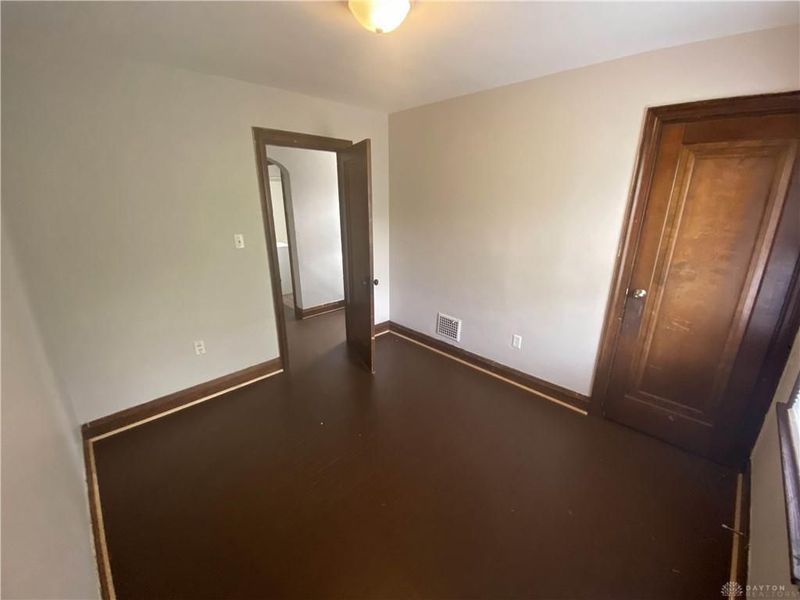 500 W Parkwood Drive, Dayton, OH 45405 Photo 5