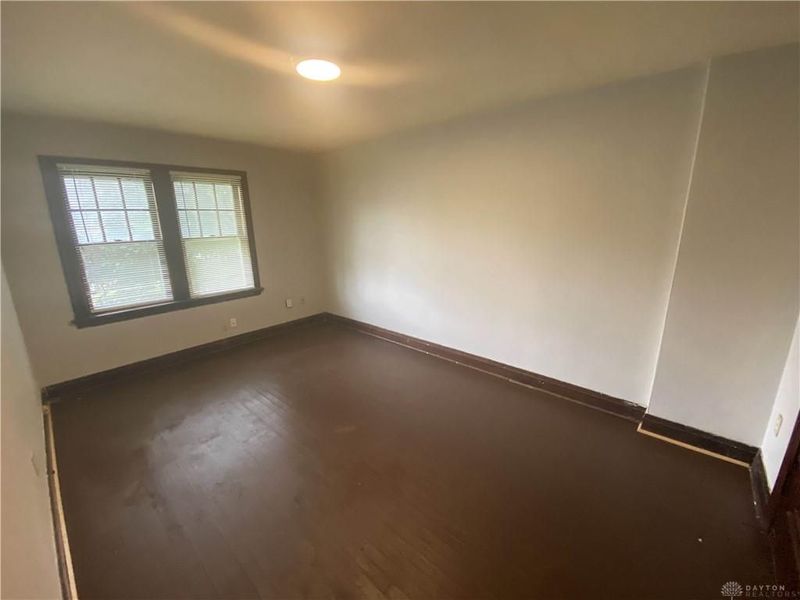 500 W Parkwood Drive, Dayton, OH 45405 Photo 8
