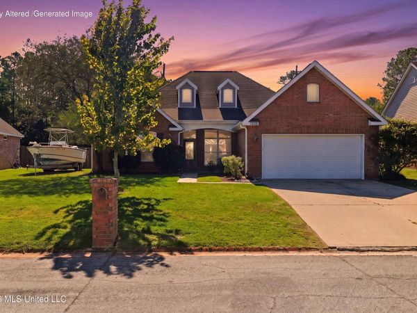 7833 Rue Morgan, Ocean Springs, MS 39564