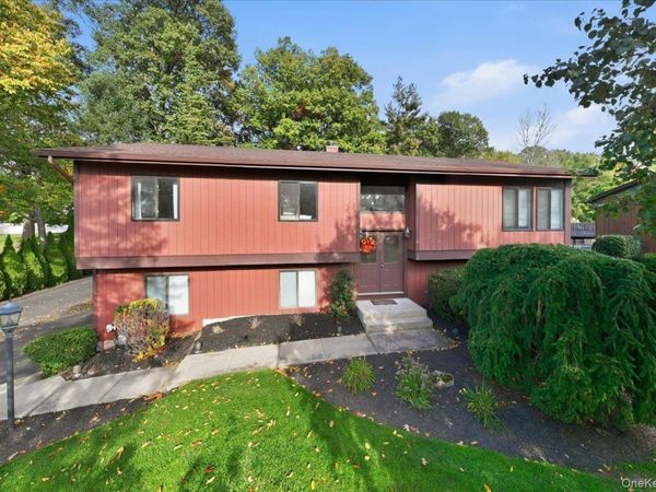 28 Peach Street , Nanuet, NY 10954