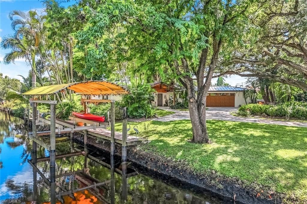 9856 Tonya Ct , Bonita Springs, FL 34135 Photo