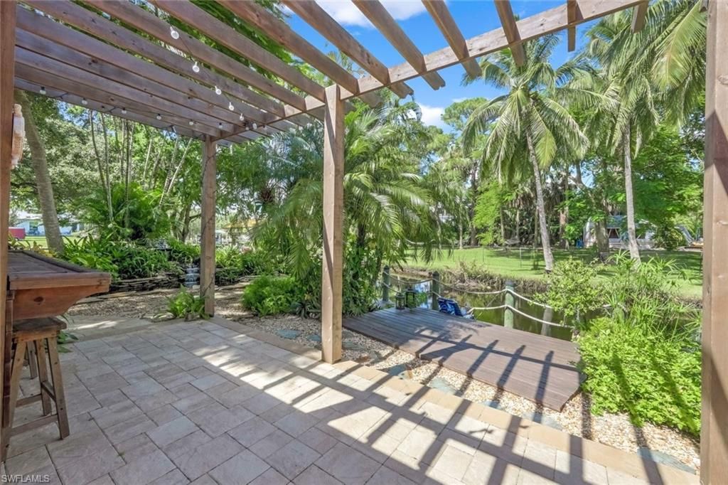 9856 Tonya Ct , Bonita Springs, FL 34135 Photo