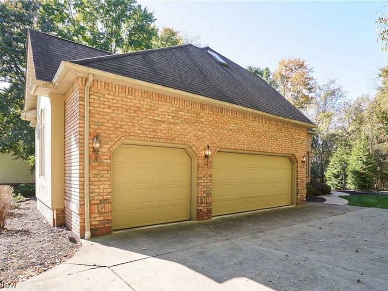 718 White Tail Ridge Drive, Fairlawn, OH 44333 Photo 10