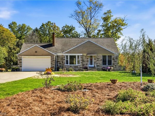 7715 Brecksville Road , Independence, OH 44131