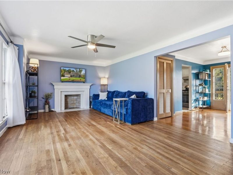 7715 Brecksville Road, Independence, OH 44131 Photo 4