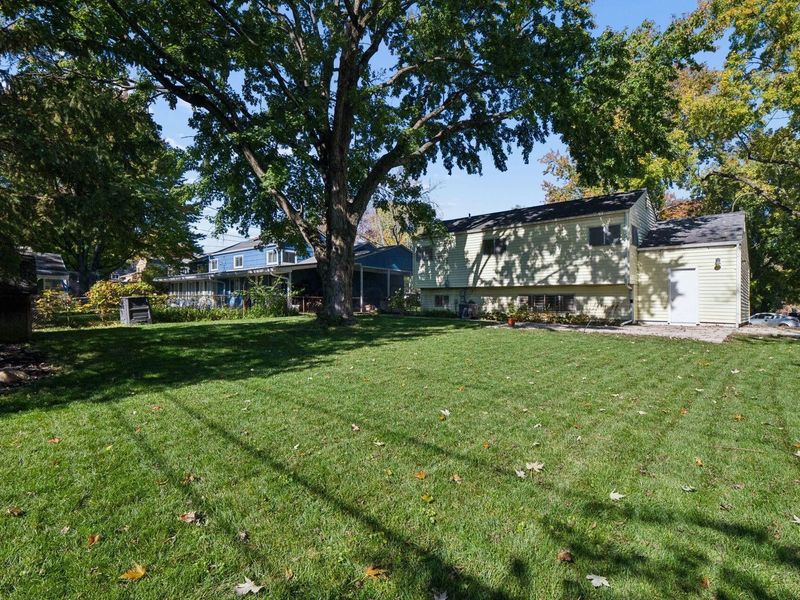 933 Bricker Boulevard , Columbus, OH 43221 Photo 29