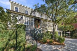 25 Charlotte Street photo 4
