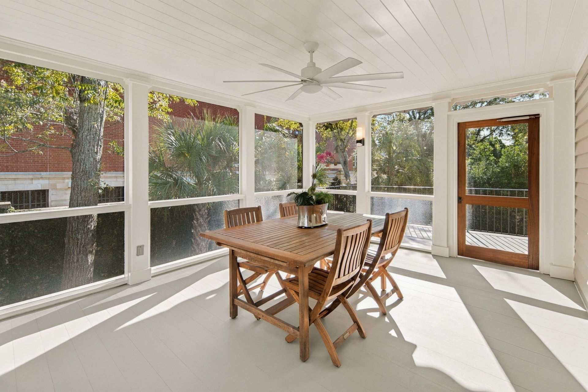 25 Charlotte Street Photo 34
