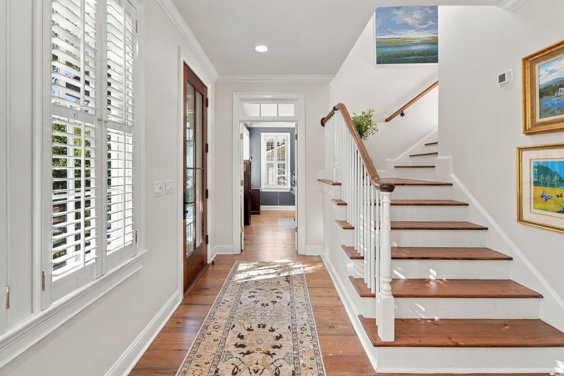25 Charlotte Street Photo 6