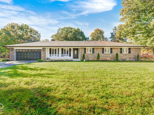 6894 Crown Drive, Brownsburg, IN 46112