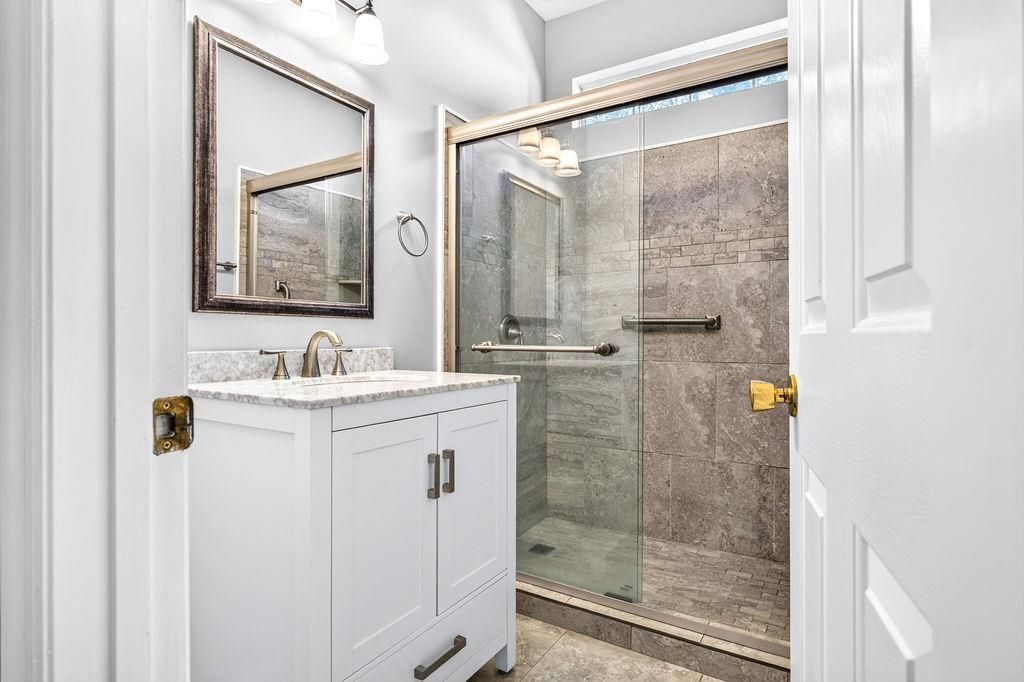 41 Pierpont Ct. Photo 29