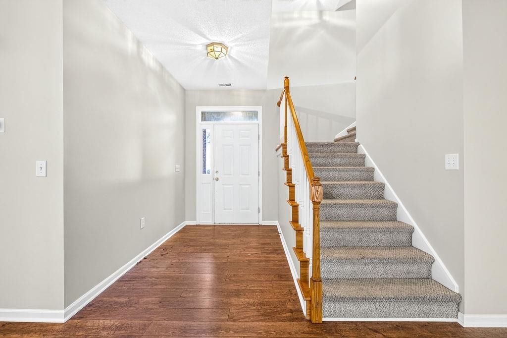 41 Pierpont Ct. Photo 32