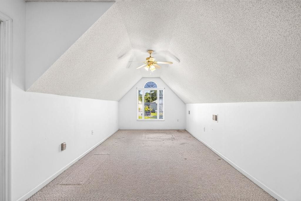 41 Pierpont Ct. Photo 34