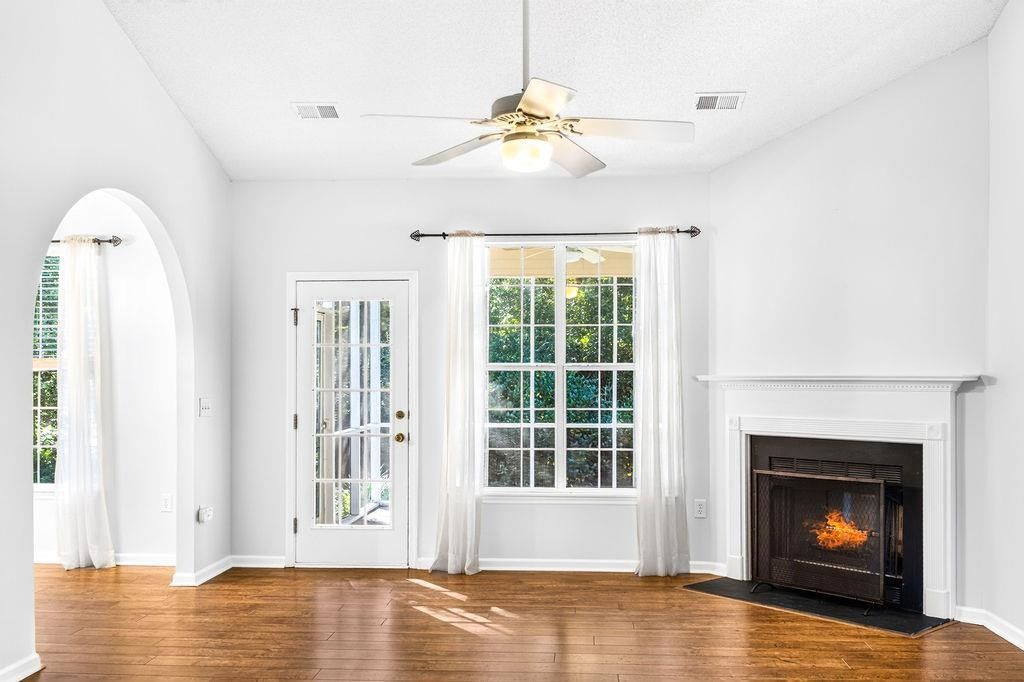 41 Pierpont Ct. Photo 5