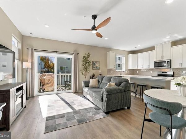 745 PLATINUM DRIVE, PHOENIXVILLE, PA 19460