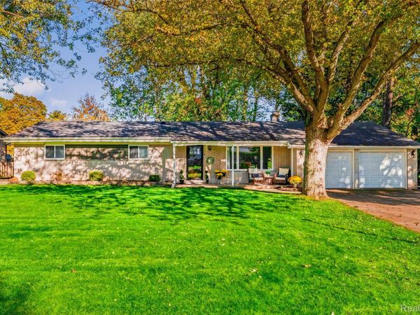 28731 Elbamar Drive, Grosse Ile Township, Mi 48138