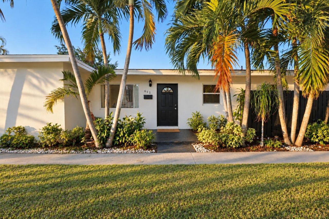 614 NE 11th Avenue, Unit 2, Pompano Beach, FL 33060 Photo
