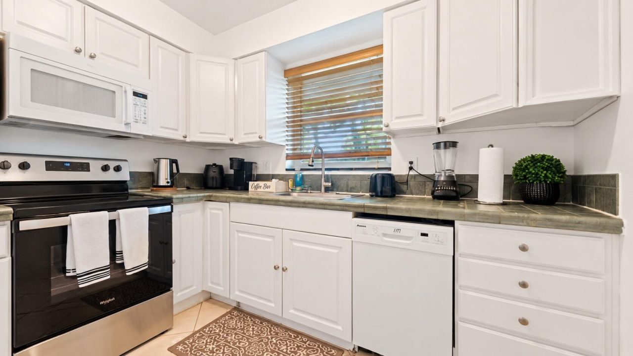 614 NE 11th Avenue, Unit 2, Pompano Beach, FL 33060 Photo