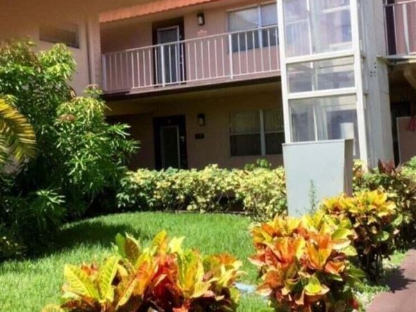 353 TUSCANY G Lane, Unit G, Delray Beach, FL 33446
