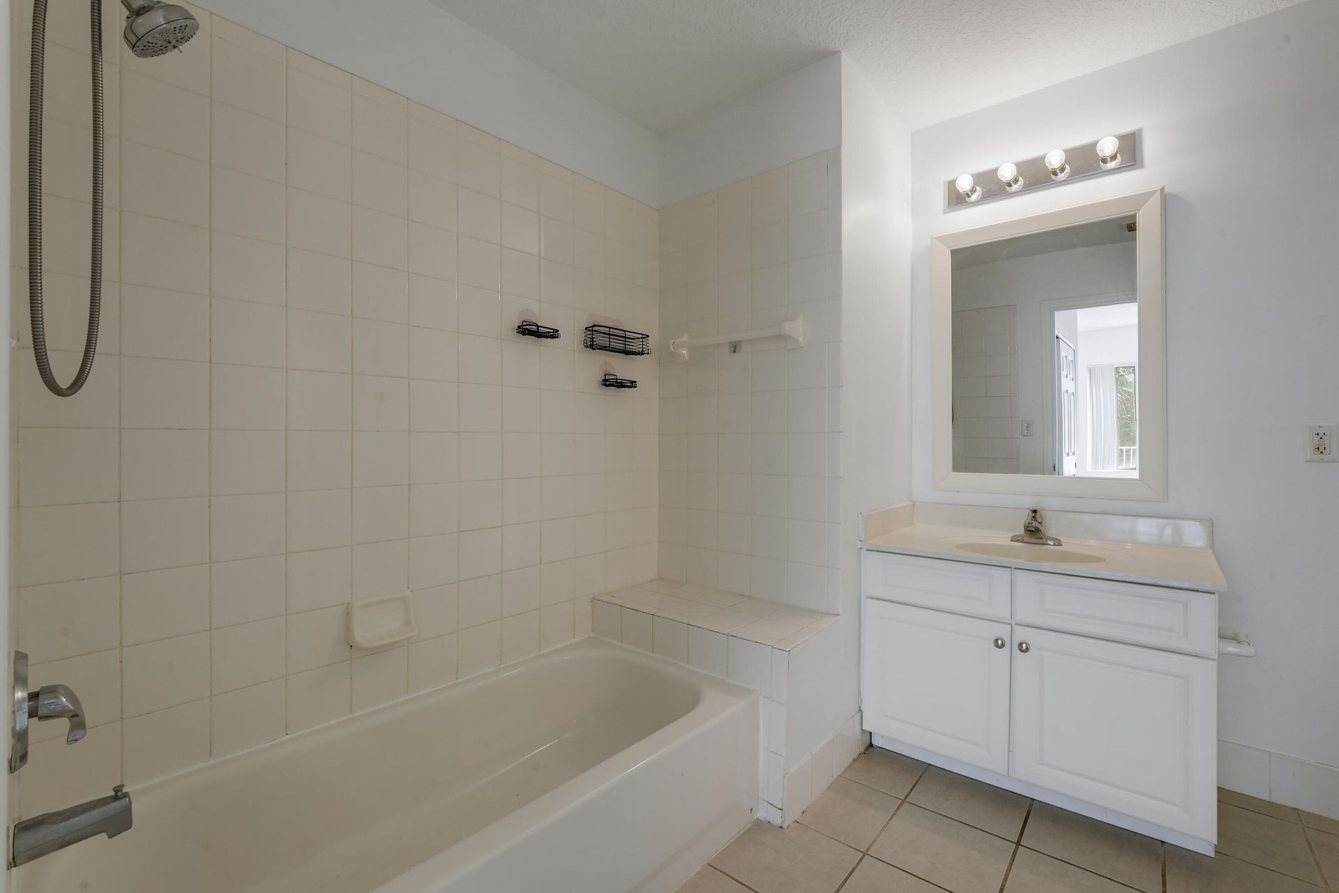 1200 Town Center Drive, Unit 215, Jupiter, FL 33458 Photo
