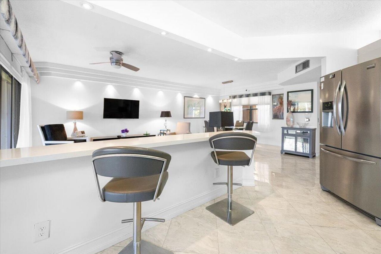 7507 La Paz Boulevard, Unit 104, Boca Raton, FL 33433 Photo