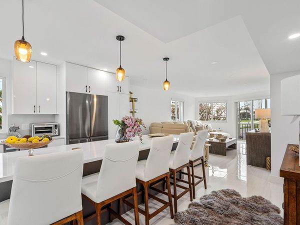 2700 Banyan Road, Unit 21c, Boca Raton, FL 33432