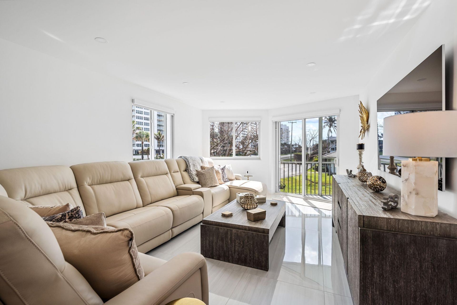 2700 Banyan Road, Unit 21c, Boca Raton, FL 33432 Photo