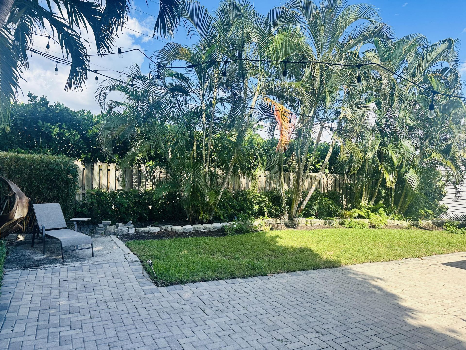 1083 SW 25th Place, Boynton Beach, FL 33426 Photo