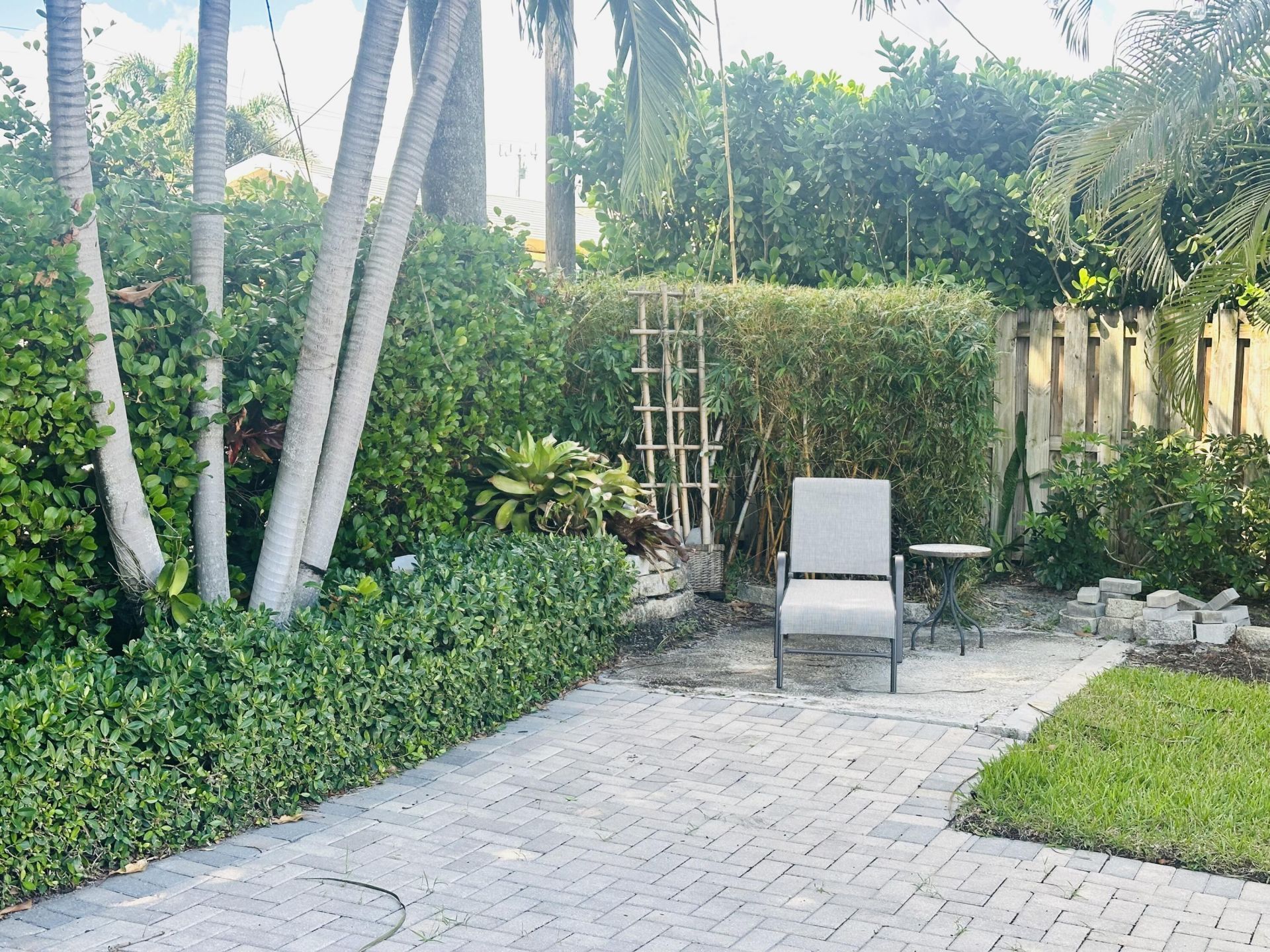 1083 SW 25th Place, Boynton Beach, FL 33426 Photo