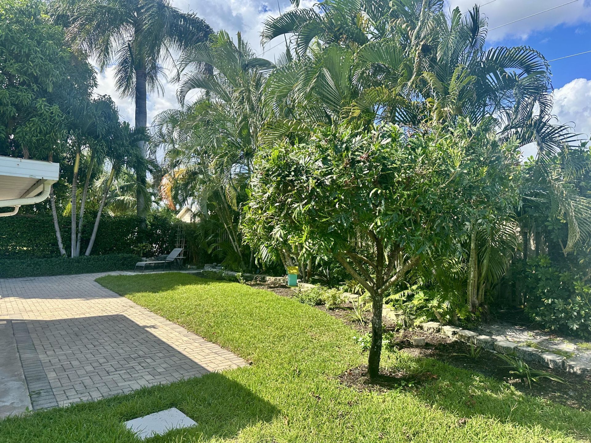 1083 SW 25th Place, Boynton Beach, FL 33426 Photo