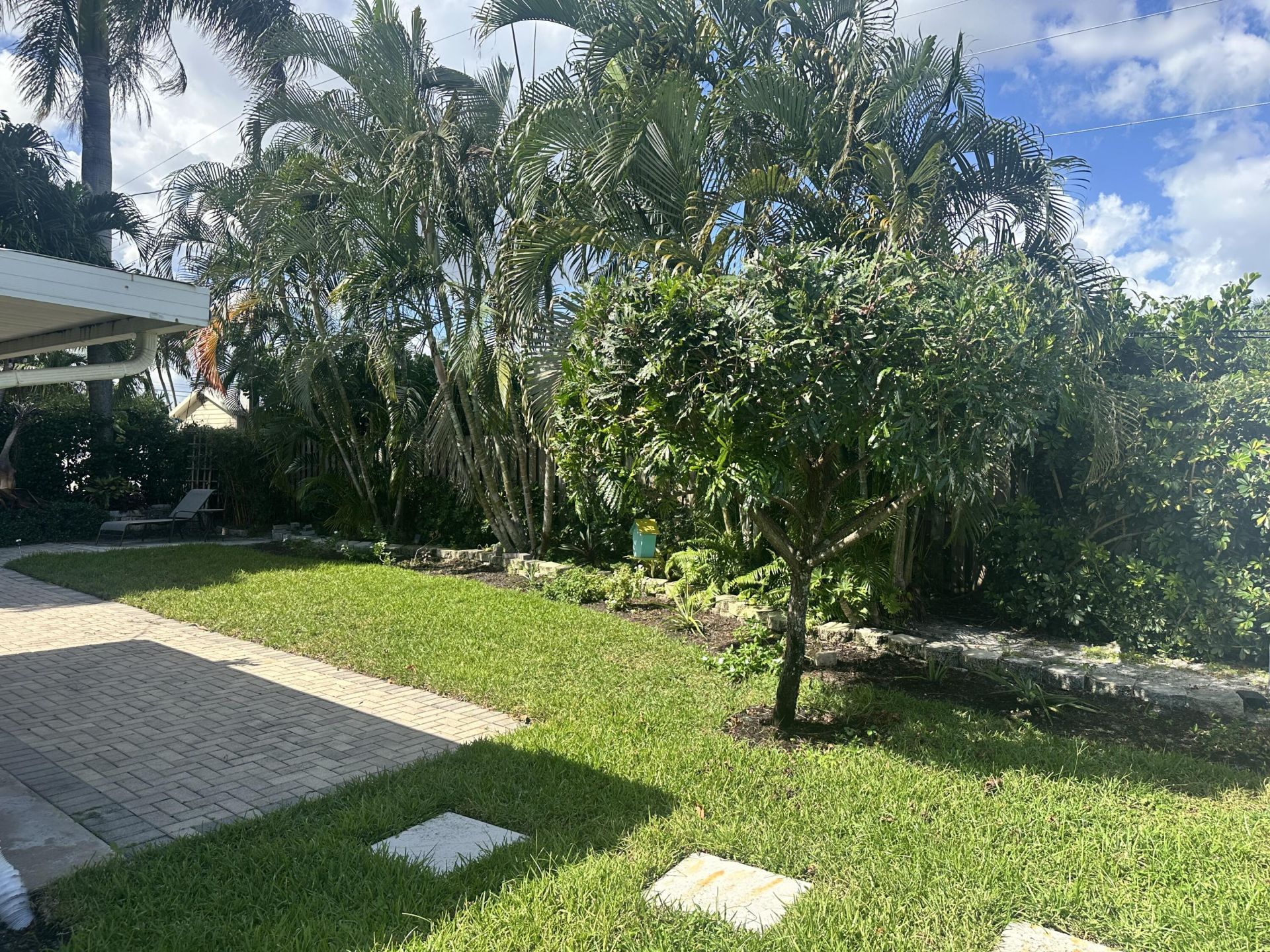 1083 SW 25th Place, Boynton Beach, FL 33426 Photo