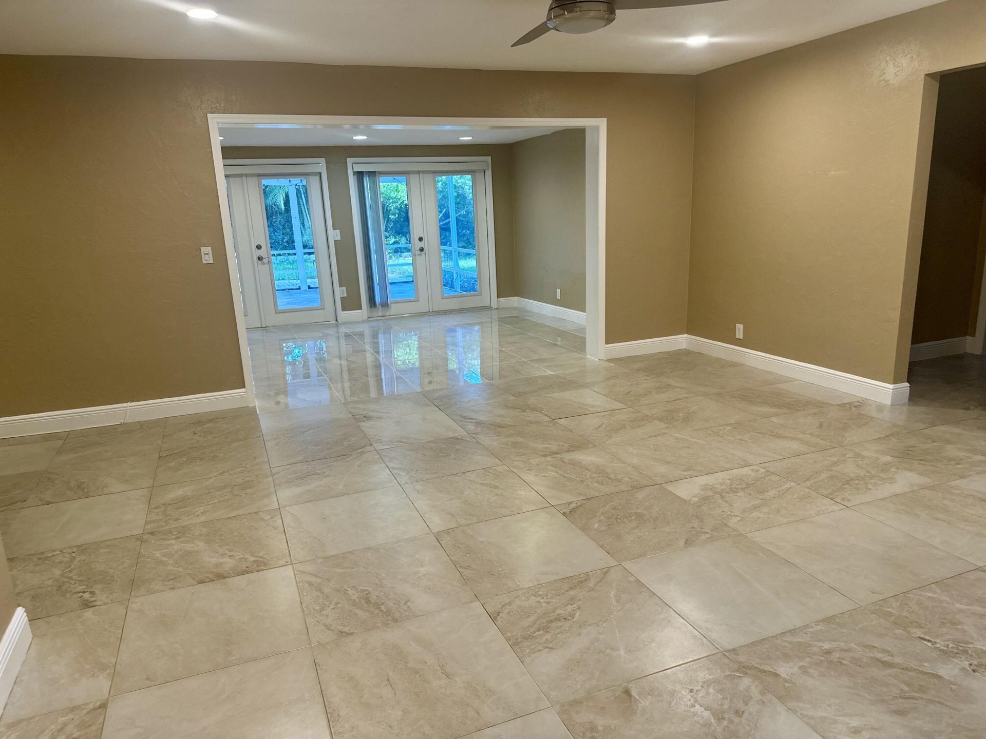 1083 SW 25th Place, Boynton Beach, FL 33426 Photo