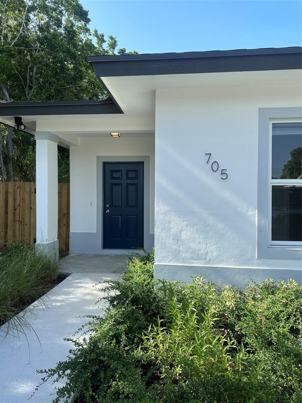 705 47th Street, West Palm Beach, FL 33407 Photo