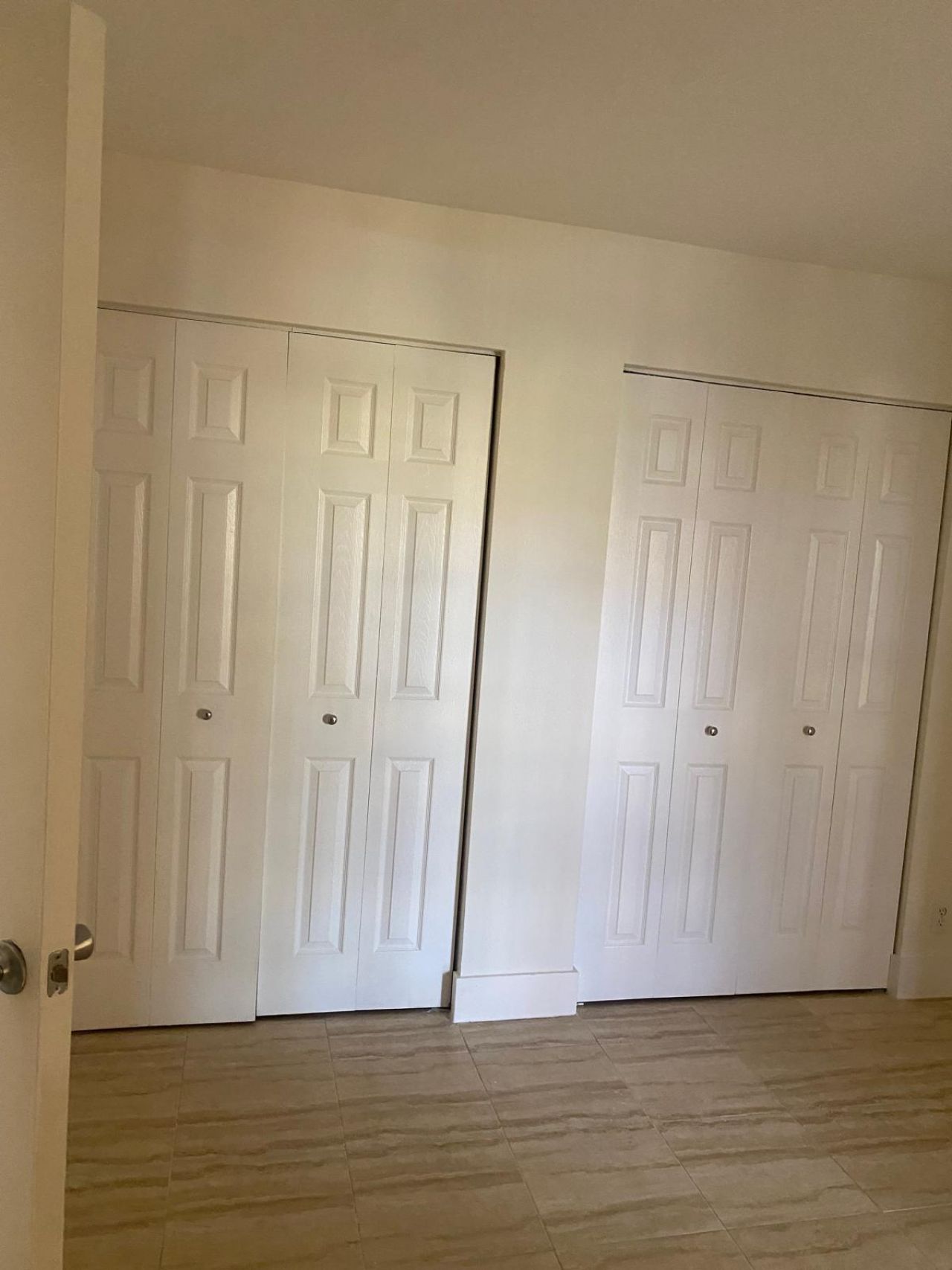 7660 Westwood Drive, Unit 613, Tamarac, FL 33321 Photo