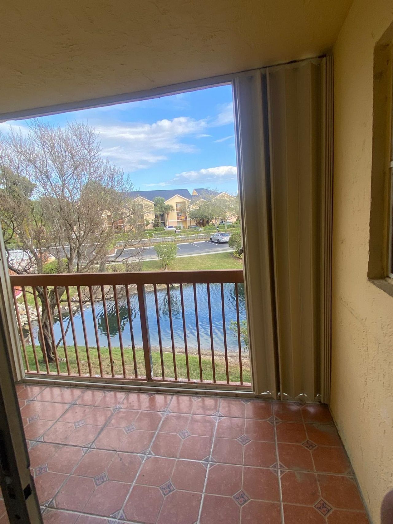 7660 Westwood Drive, Unit 613, Tamarac, FL 33321 Photo