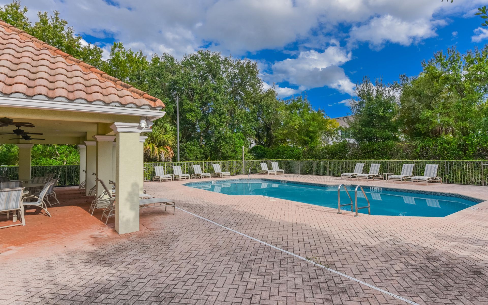 698 SW Glen Crest Way, Stuart, FL 34997 Photo