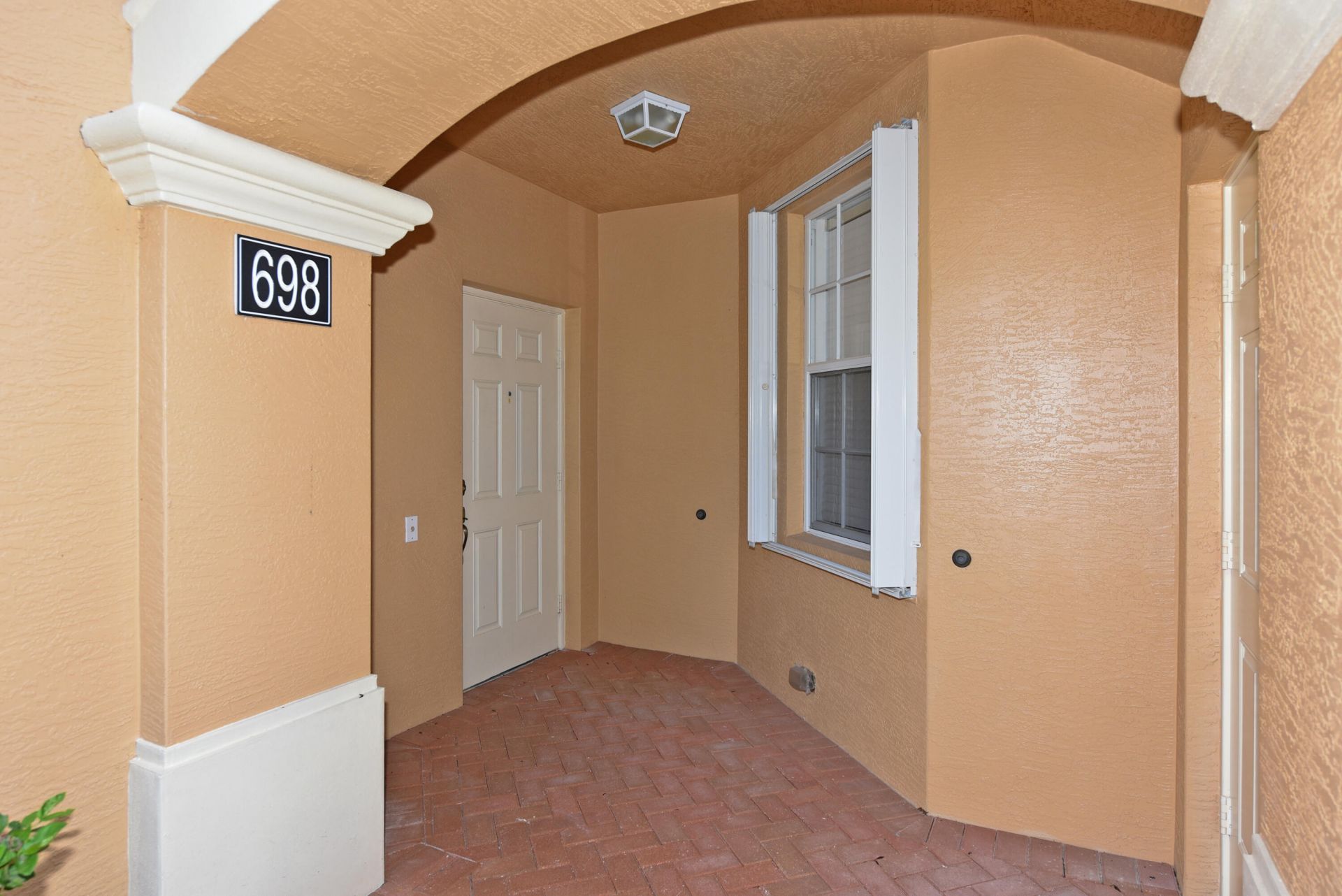 698 SW Glen Crest Way, Stuart, FL 34997 Photo