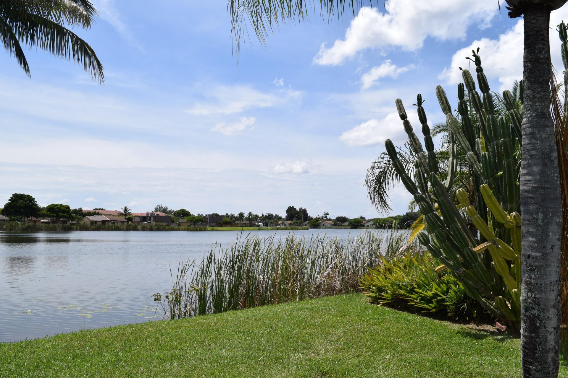 3703 Waterview Circle, Unit 37c, Palm Springs, FL 33461 Photo
